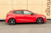 SEAT Ibiza TSI FR SPORT 12