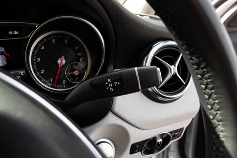 Mercedes-Benz GLA Class GLA 200 SE EXECUTIVE 18