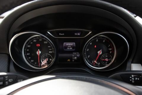 Mercedes-Benz GLA Class GLA 200 SE EXECUTIVE 15