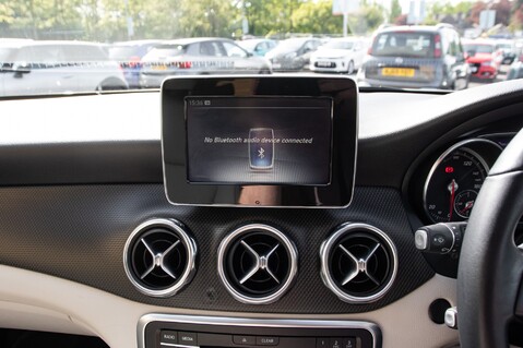 Mercedes-Benz GLA Class GLA 200 SE EXECUTIVE 23