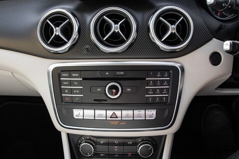 Mercedes-Benz GLA Class GLA 200 SE EXECUTIVE 30