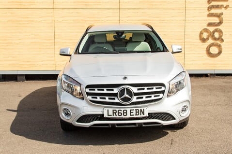 Mercedes-Benz GLA Class GLA 200 SE EXECUTIVE 6