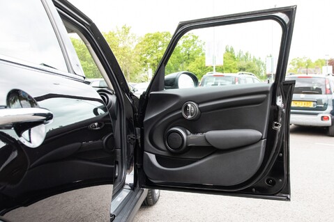 Mini Hatch COOPER CLASSIC 14