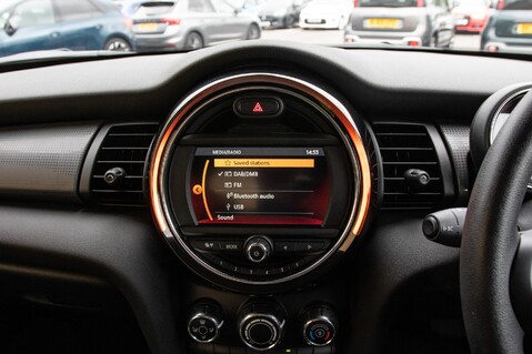 Mini Hatch COOPER CLASSIC 26
