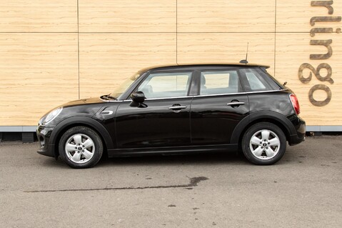 Mini Hatch COOPER CLASSIC 13