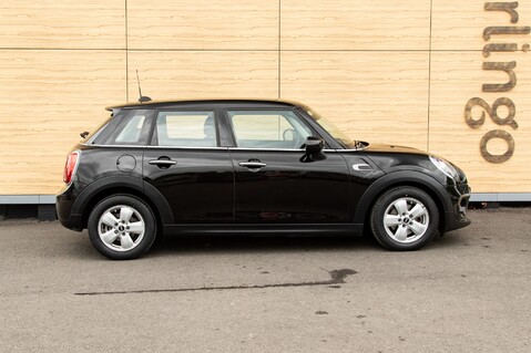 Mini Hatch COOPER CLASSIC 12