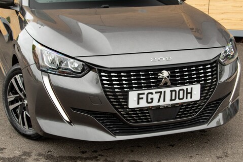 Peugeot 208 PURETECH ALLURE PREMIUM S/S 10