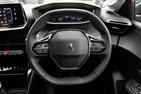 Peugeot 208 PURETECH ALLURE PREMIUM S/S 21