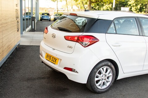 Hyundai i20 MPI SE 8