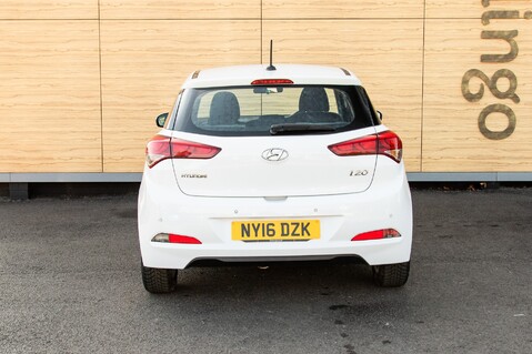 Hyundai i20 MPI SE 6