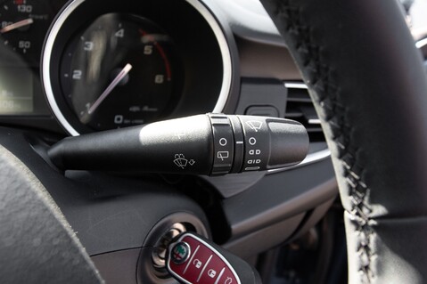 Alfa Romeo Giulietta JTDM-2 SPORT 18