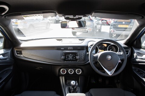 Alfa Romeo Giulietta JTDM-2 SPORT 3
