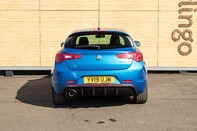 Alfa Romeo Giulietta JTDM-2 SPORT 6