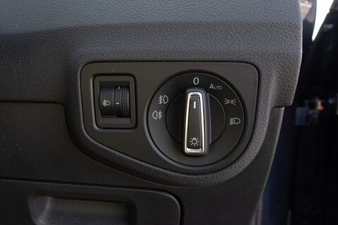 Volkswagen Golf SV GT TDI 16