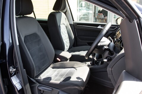 Volkswagen Golf SV GT TDI 29