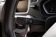 Volvo V40 T3 R-DESIGN PRO 17