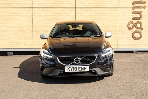 Volvo V40 T3 R-DESIGN PRO 5