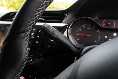 Vauxhall Corsa GRIFFIN 17