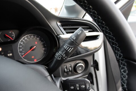 Vauxhall Corsa GRIFFIN 18