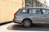 Volkswagen Golf SE NAVIGATION TSI BLUEMOTION TECHNOLOGY DSG 7