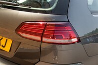 Volkswagen Golf SE NAVIGATION TSI BLUEMOTION TECHNOLOGY DSG 9