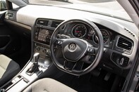 Volkswagen Golf SE NAVIGATION TSI BLUEMOTION TECHNOLOGY DSG 4