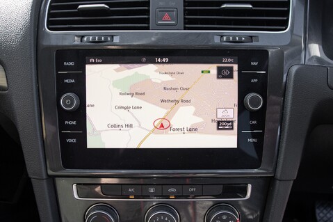 Volkswagen Golf SE NAVIGATION TSI BLUEMOTION TECHNOLOGY DSG 26