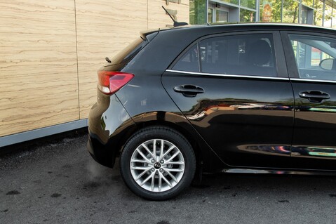 Kia Rio 3 7