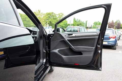 Volkswagen Golf GTE ADVANCE DSG 14