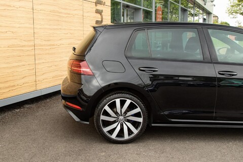 Volkswagen Golf GTE ADVANCE DSG 7