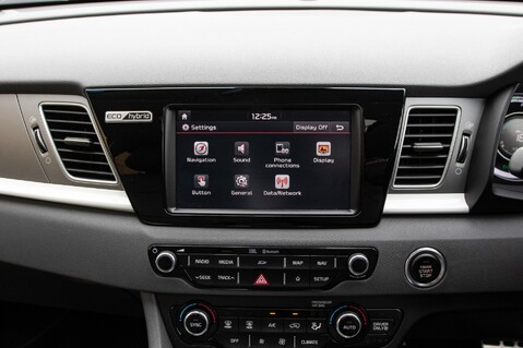 Kia Niro FIRST EDITION 28