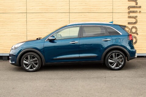Kia Niro FIRST EDITION 13
