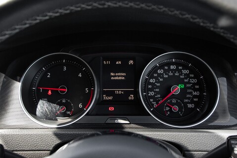 Volkswagen Golf GTD TDI DSG 15