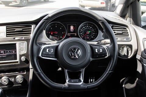 Volkswagen Golf GTD TDI DSG 21