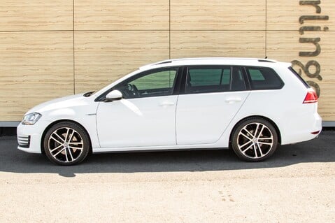 Volkswagen Golf GTD TDI DSG 13