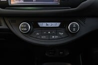 Toyota Yaris VVT-I ICON 29