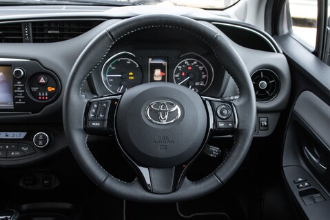 Toyota Yaris VVT-I ICON 20