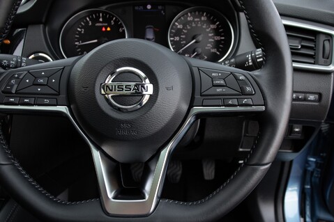 Nissan Qashqai DIG-T TEKNA 21