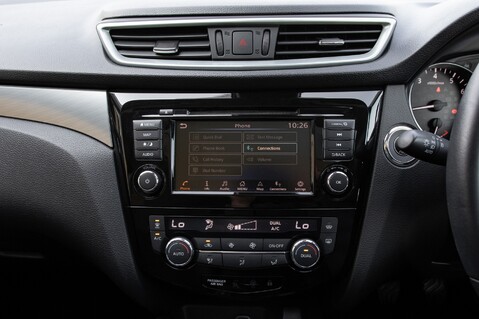 Nissan Qashqai DIG-T TEKNA 24