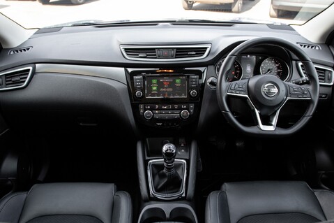 Nissan Qashqai DIG-T TEKNA 3