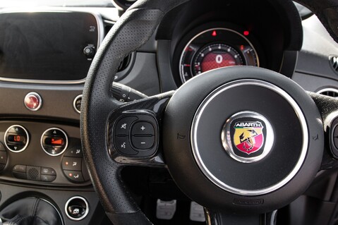 Abarth 500 595 COMPETIZIONE 19
