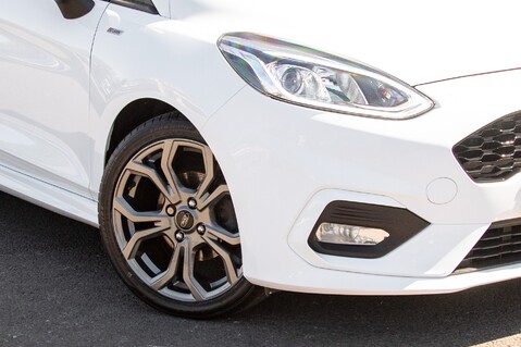 Ford Fiesta ST-LINE 11