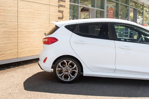 Ford Fiesta ST-LINE 7