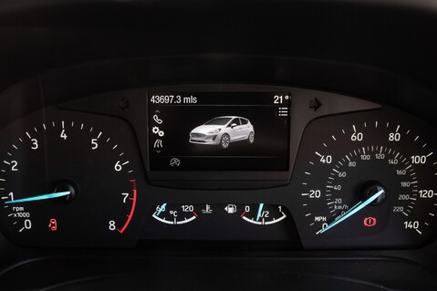 Ford Fiesta ST-LINE 15