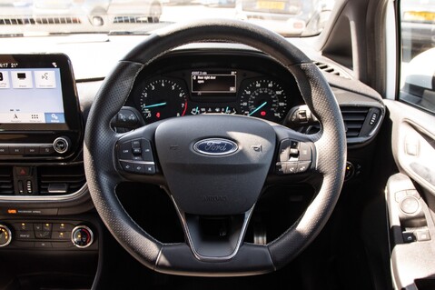 Ford Fiesta ST-LINE 19