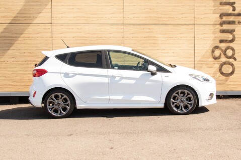 Ford Fiesta ST-LINE 12