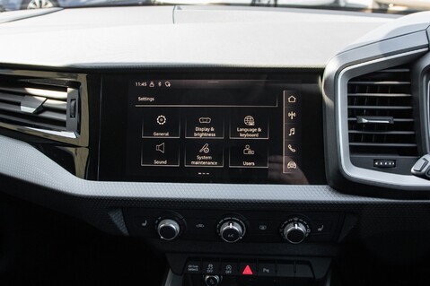 Audi A1 SPORTBACK TFSI SPORT 28
