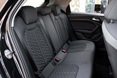 Audi A1 SPORTBACK TFSI SPORT 34