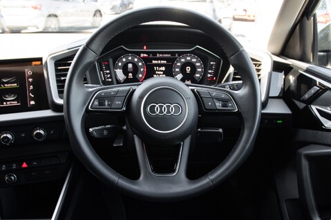 Audi A1 SPORTBACK TFSI SPORT 21