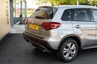 Suzuki Vitara SZ-T BOOSTERJET MHEV 8